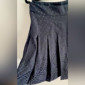 100% SILK Polka Dot Pleated Mini Skirt 🖤